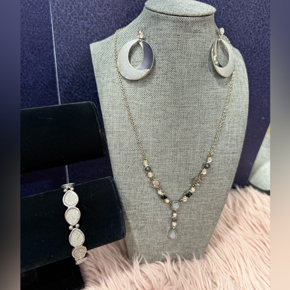 Vintage Jewelry Set with Necklace, Earrings, and Bracelet